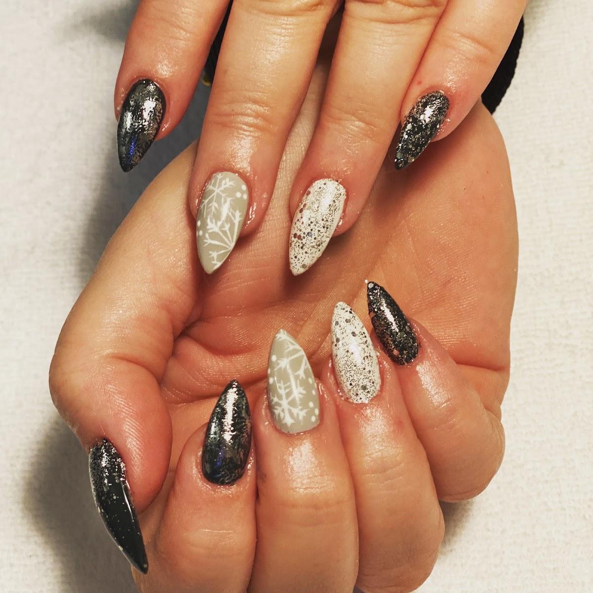 Bournemouth Nails & Roxy Nails Beauty Salon