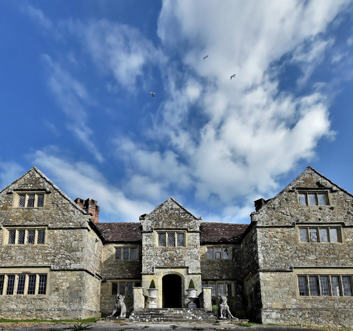 Arreton Manor