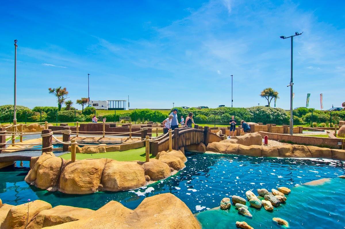 Dino Islands - A golf adventure