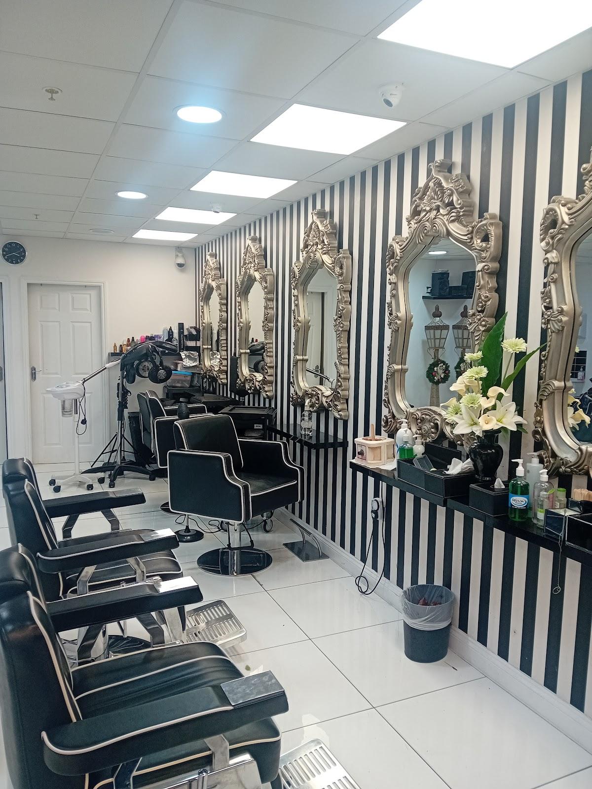 Brow Lodge | Body Waxing| Manicure & Pedicure | Nail Extensions | Hair Highlights in Oxford