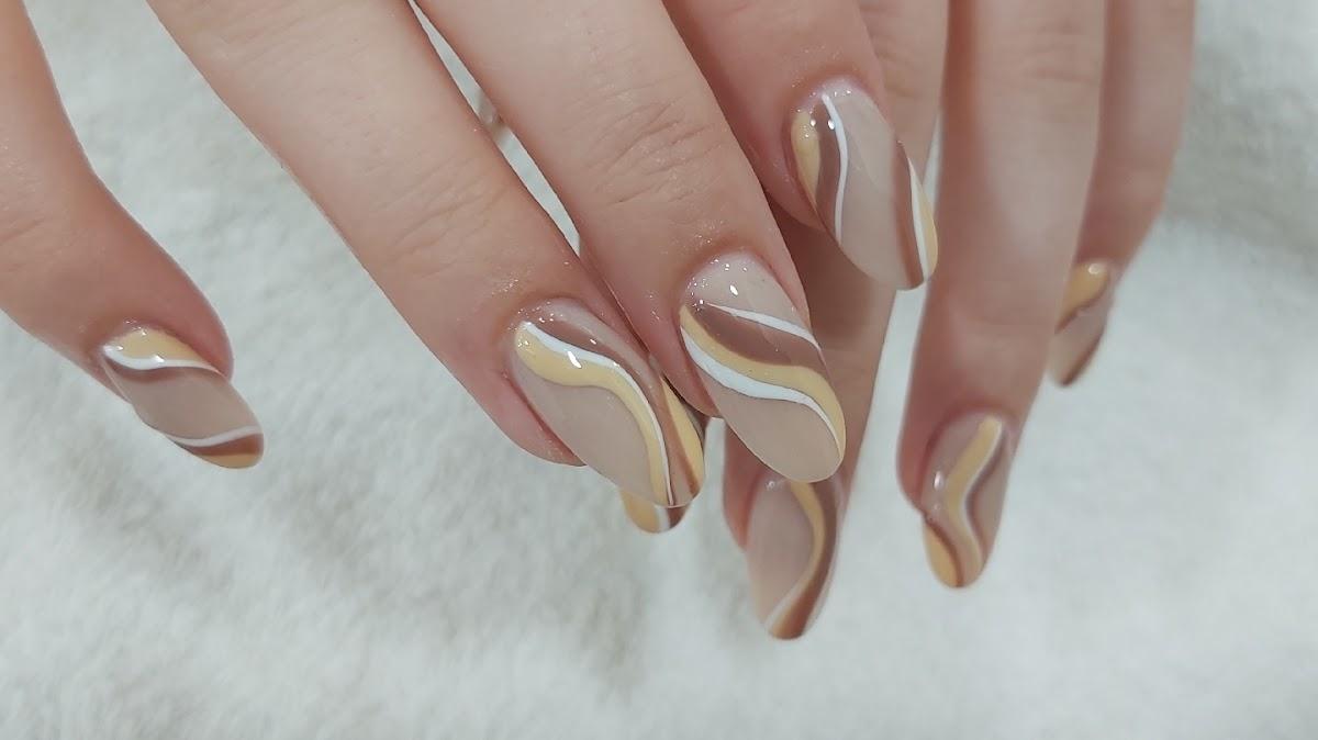 Oxford Nails