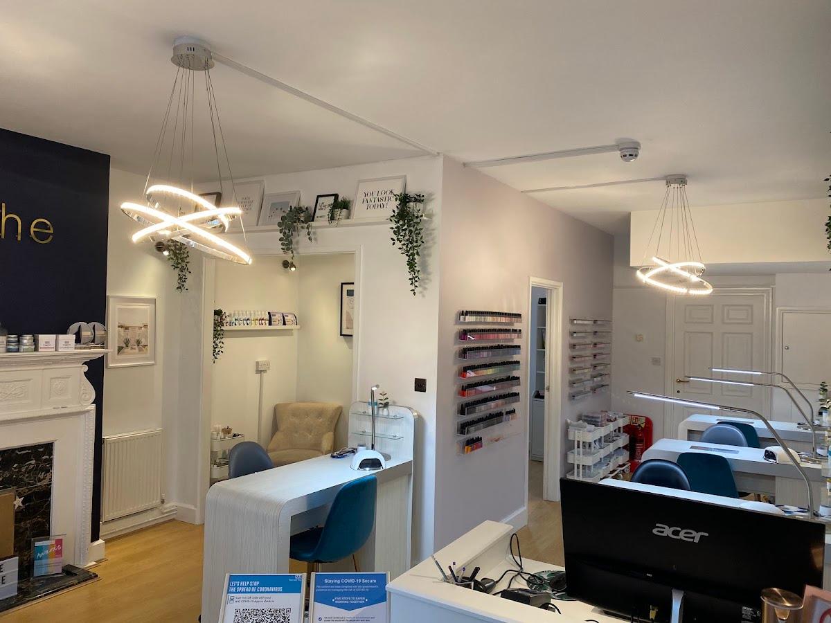 Niche Nails & Beauty