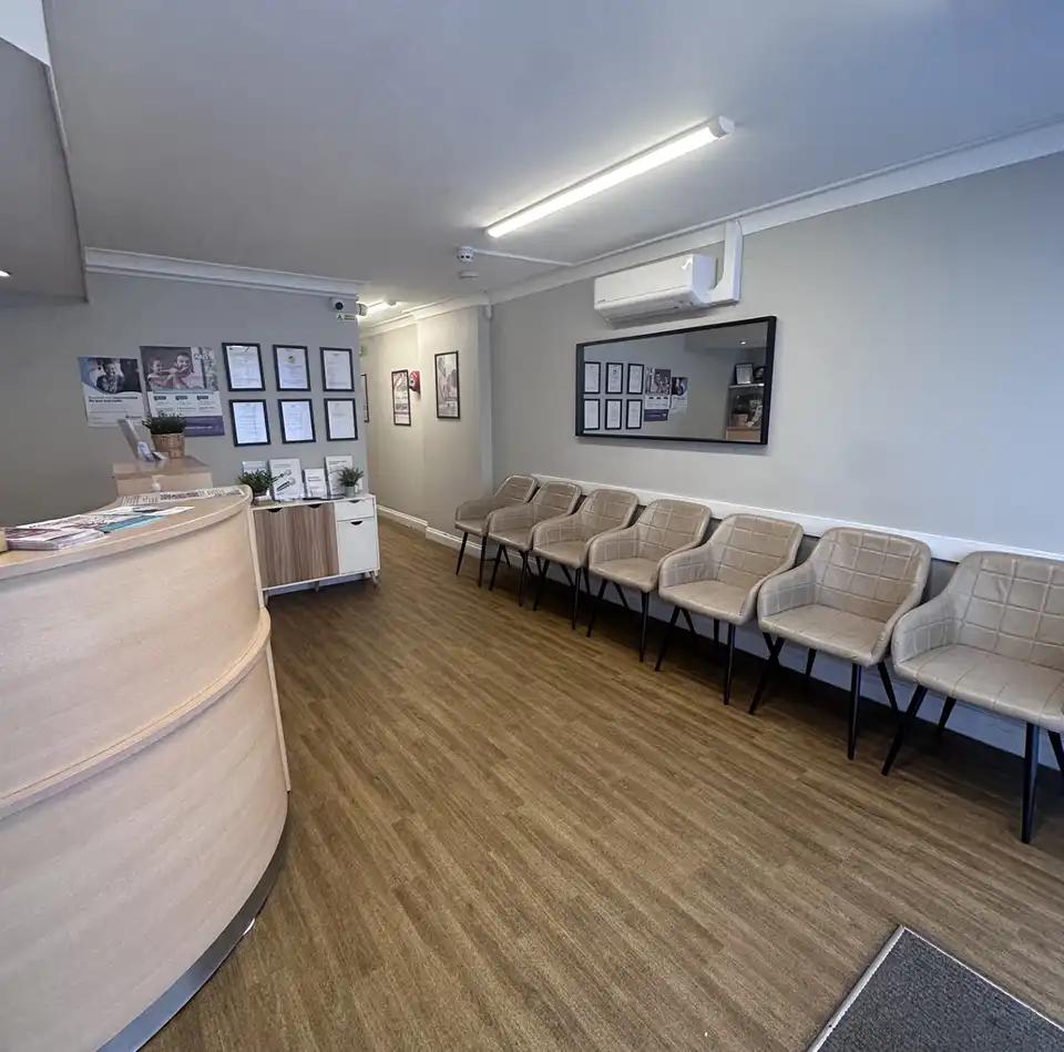 Perfect Smile - Dentist in Cosham