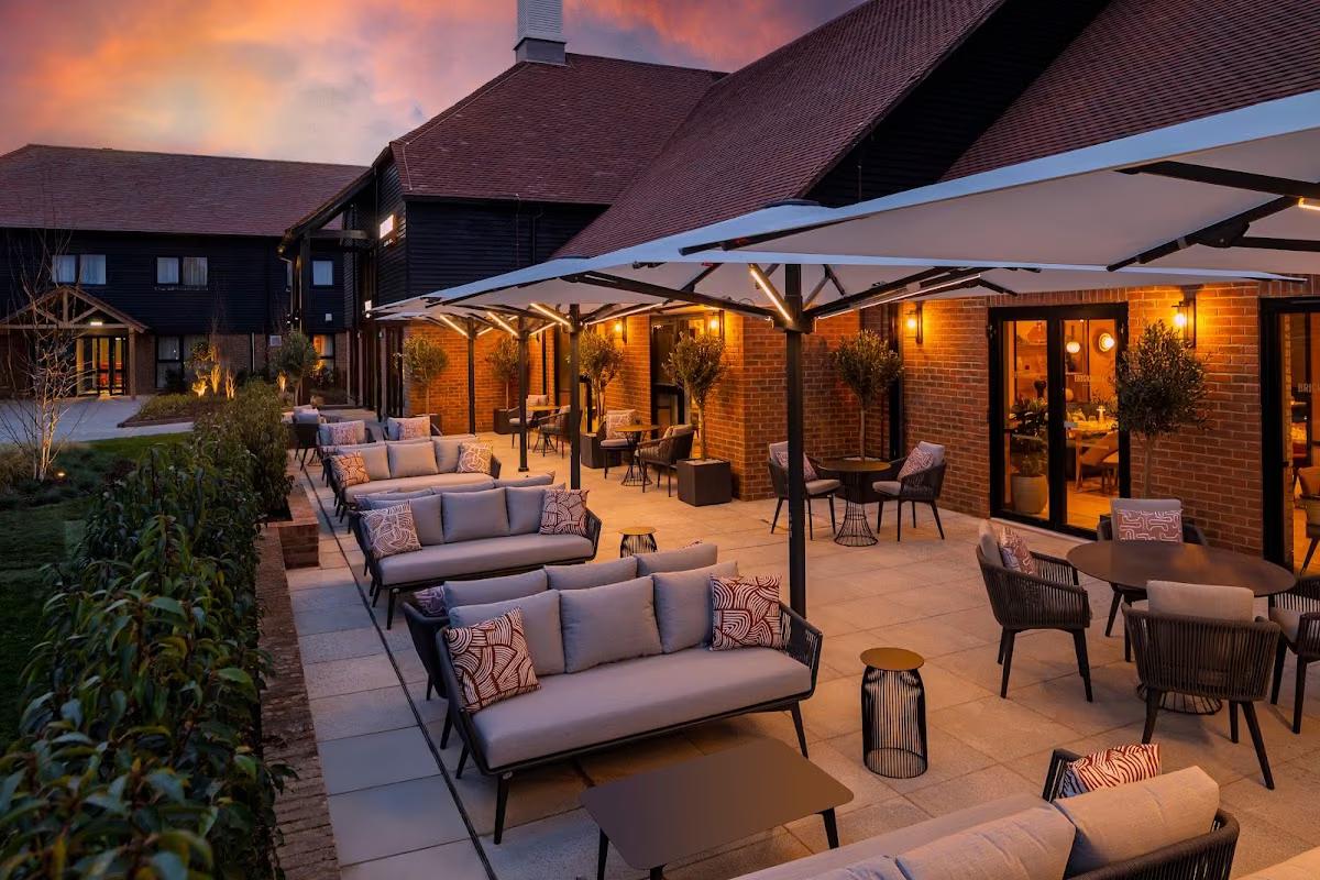 Brickworks Lounge and Grill