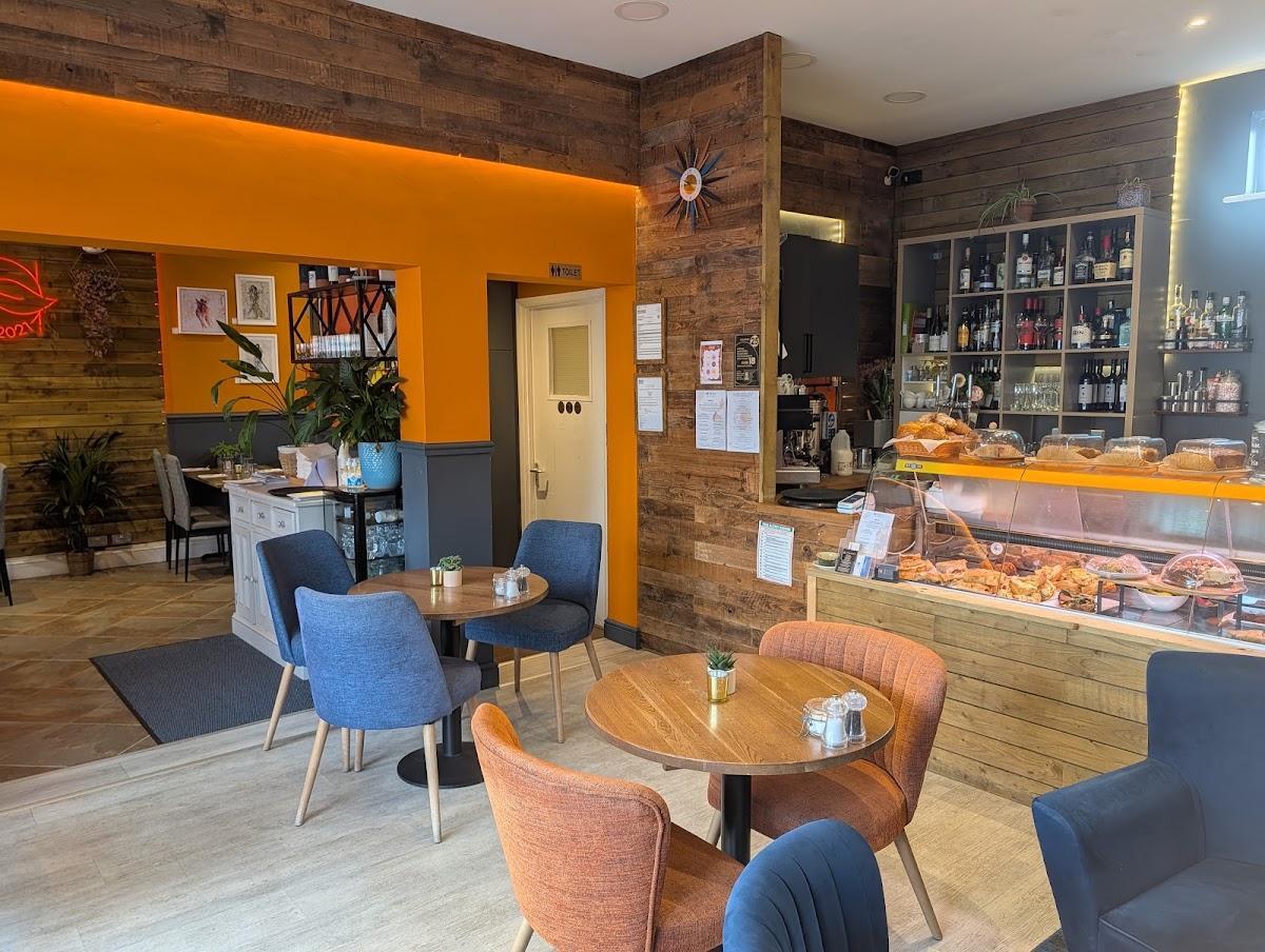 Aroma Cafe & Kitchen