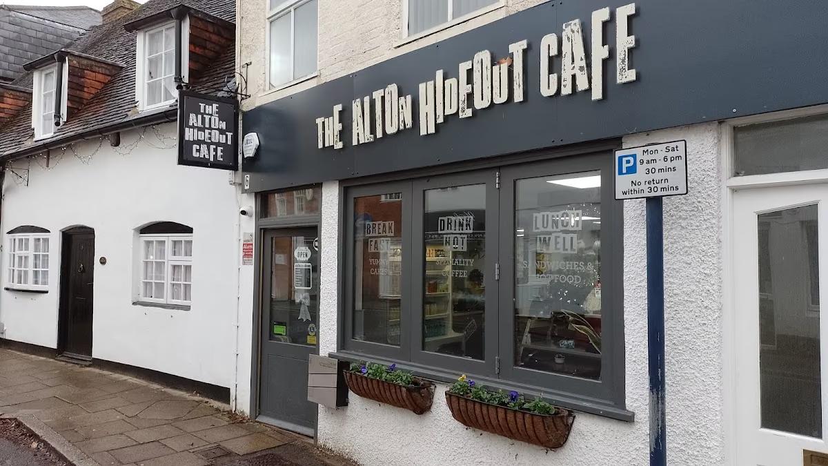 Alton Hideout Cafe