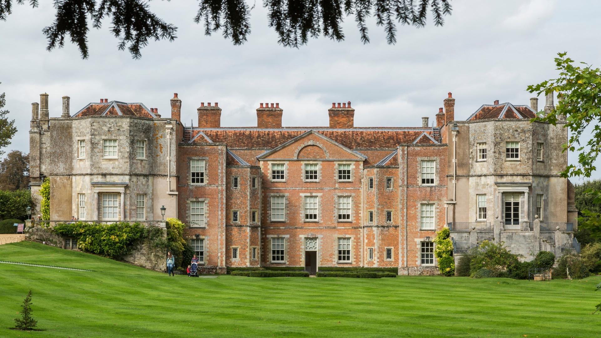 National Trust - Mottisfont