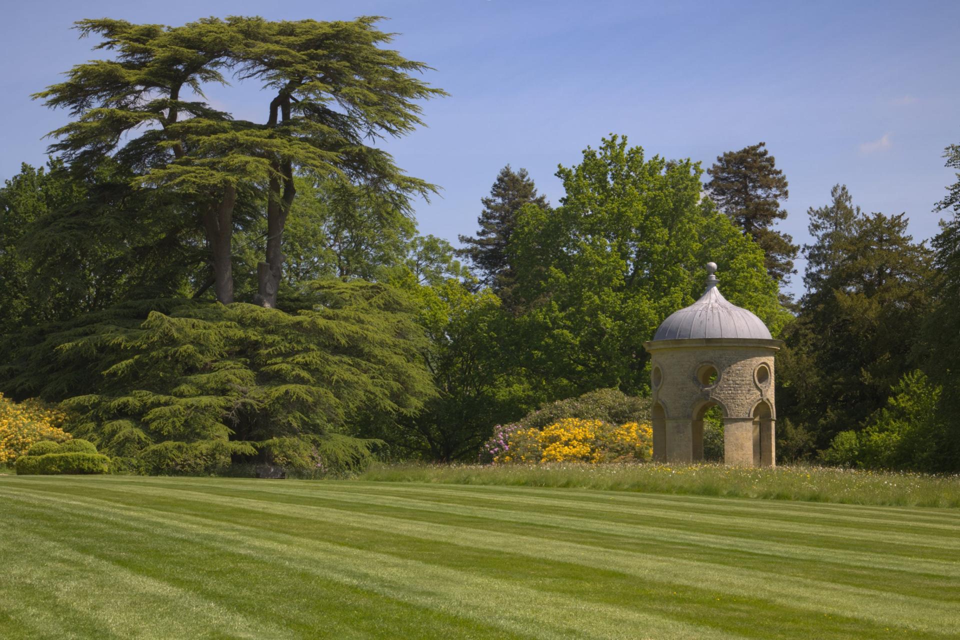 National Trust - Woolbeding Gardens