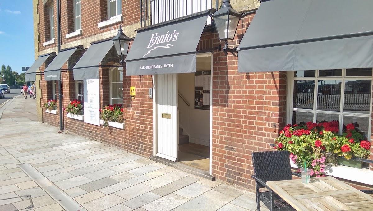 Ennios Ristorante & Boutique Rooms