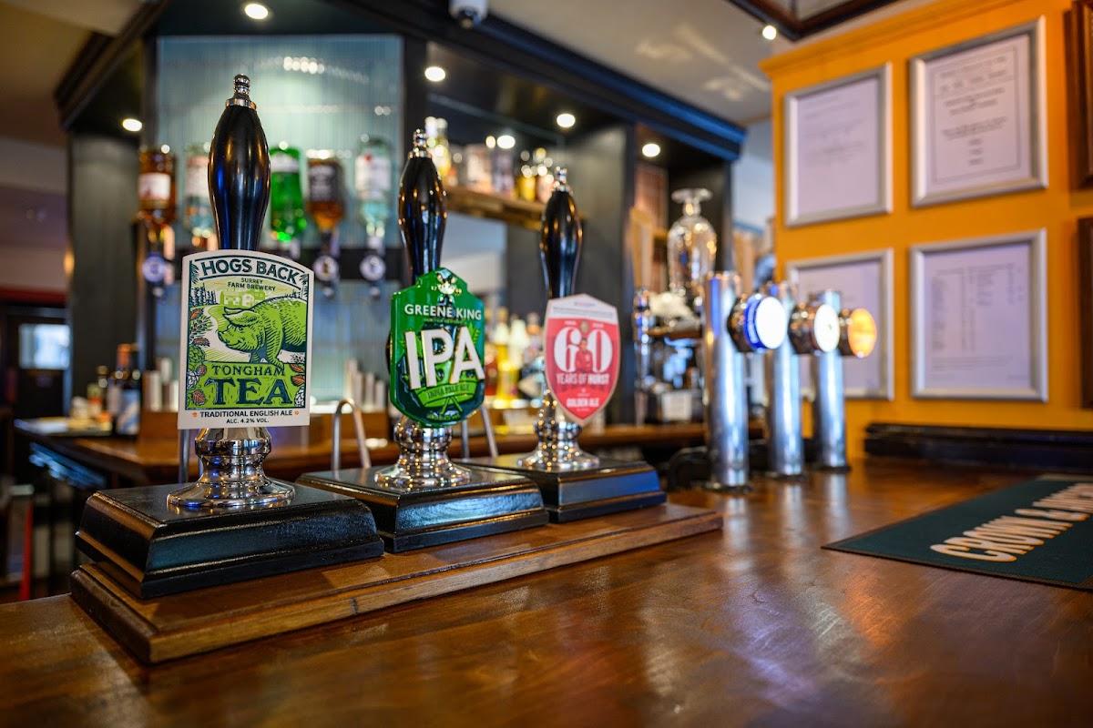 Crown & Anchor
