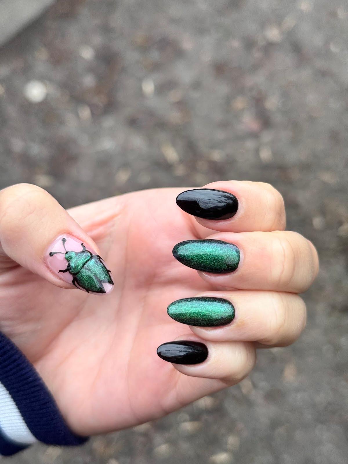 Dynamic Nails