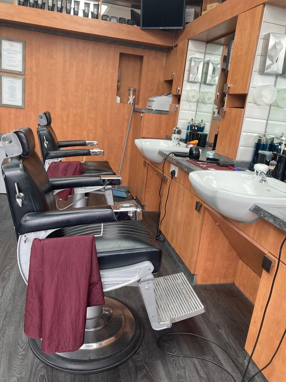 Antonio’s Barber Shop