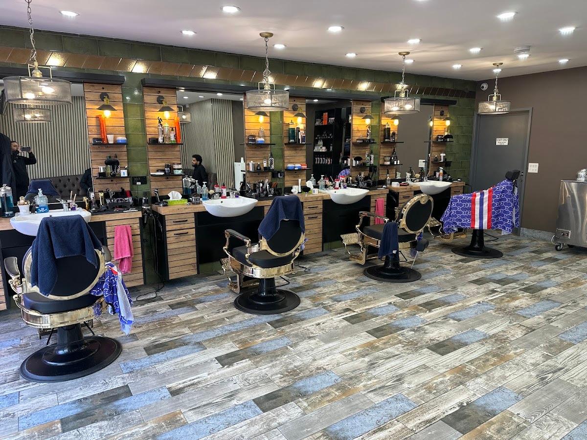 Cousinz barber