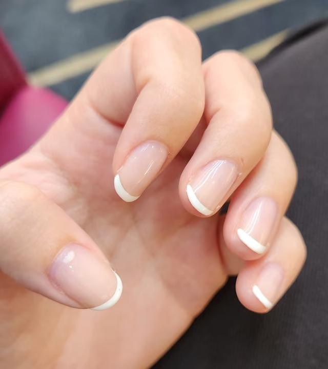 Blossom Nails