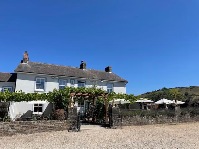 Greyhound Inn