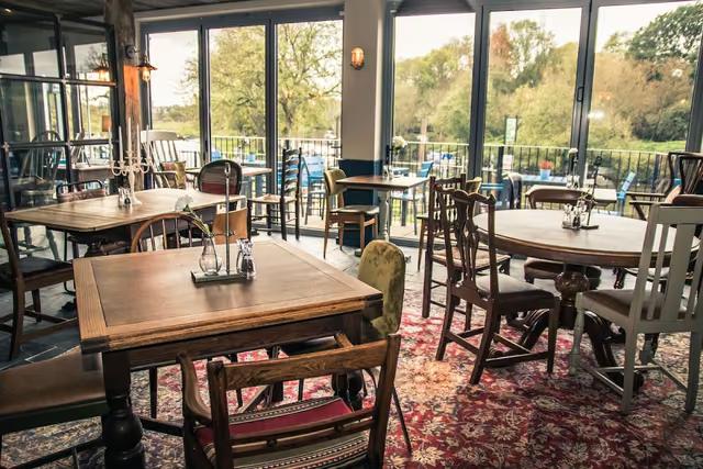 Chequers Inn, Hanham