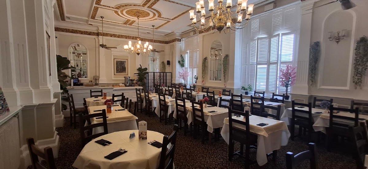 Captain's Table restaurant