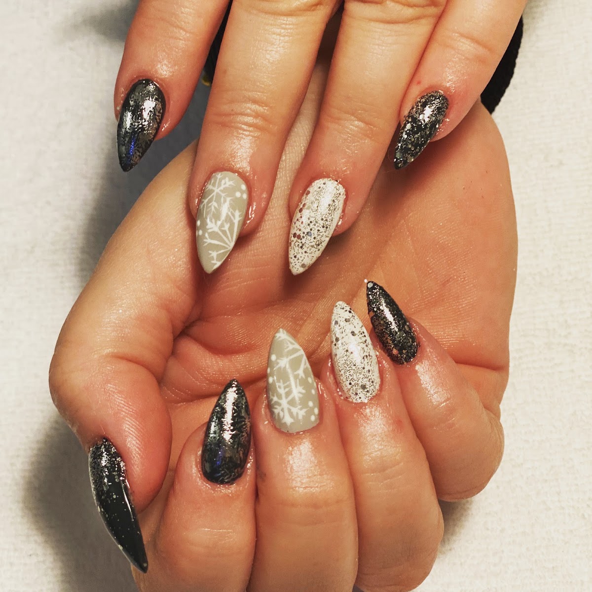 Bournemouth Nails & Roxy Nails Beauty Salon