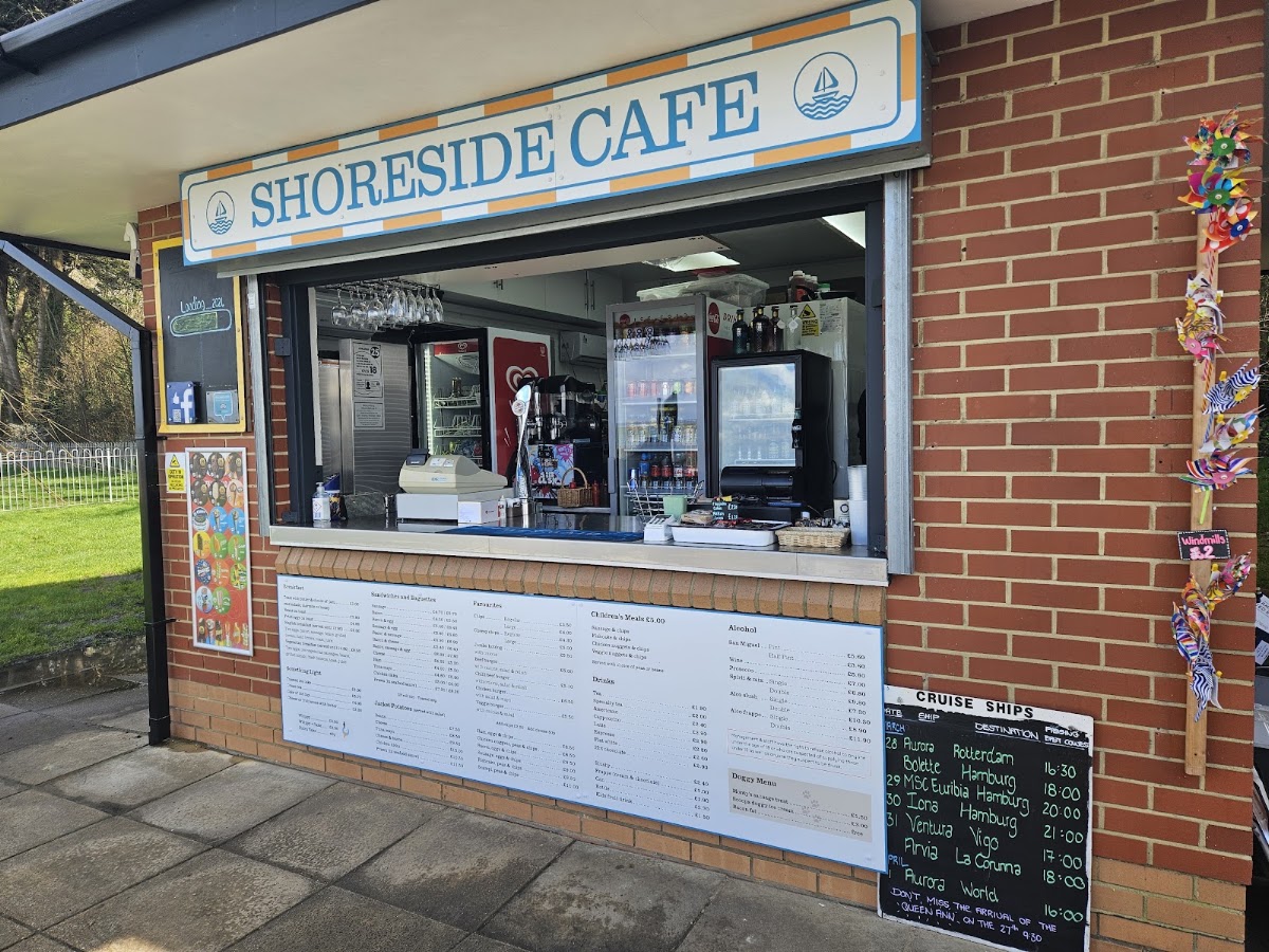 Shoreside Cafe