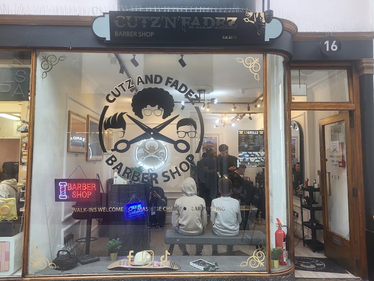 Cutz & Fadez Central
