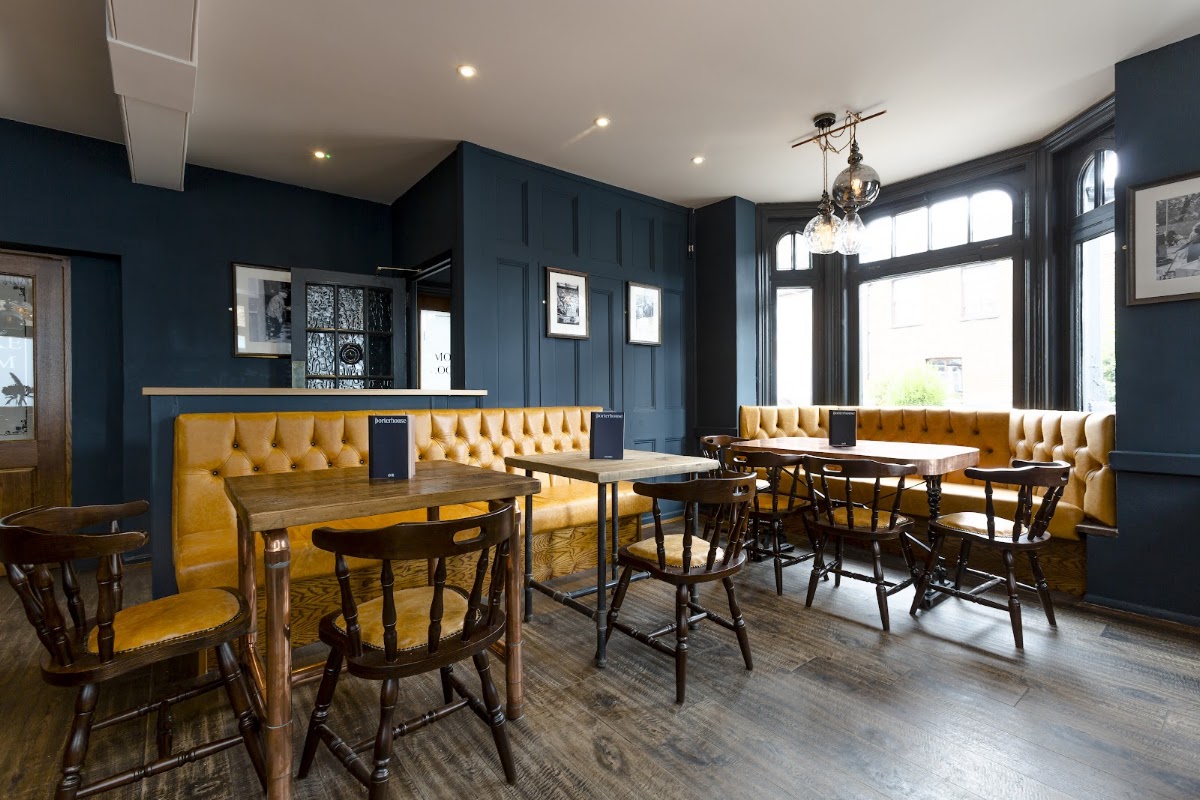 The Porterhouse Grill & Rooms