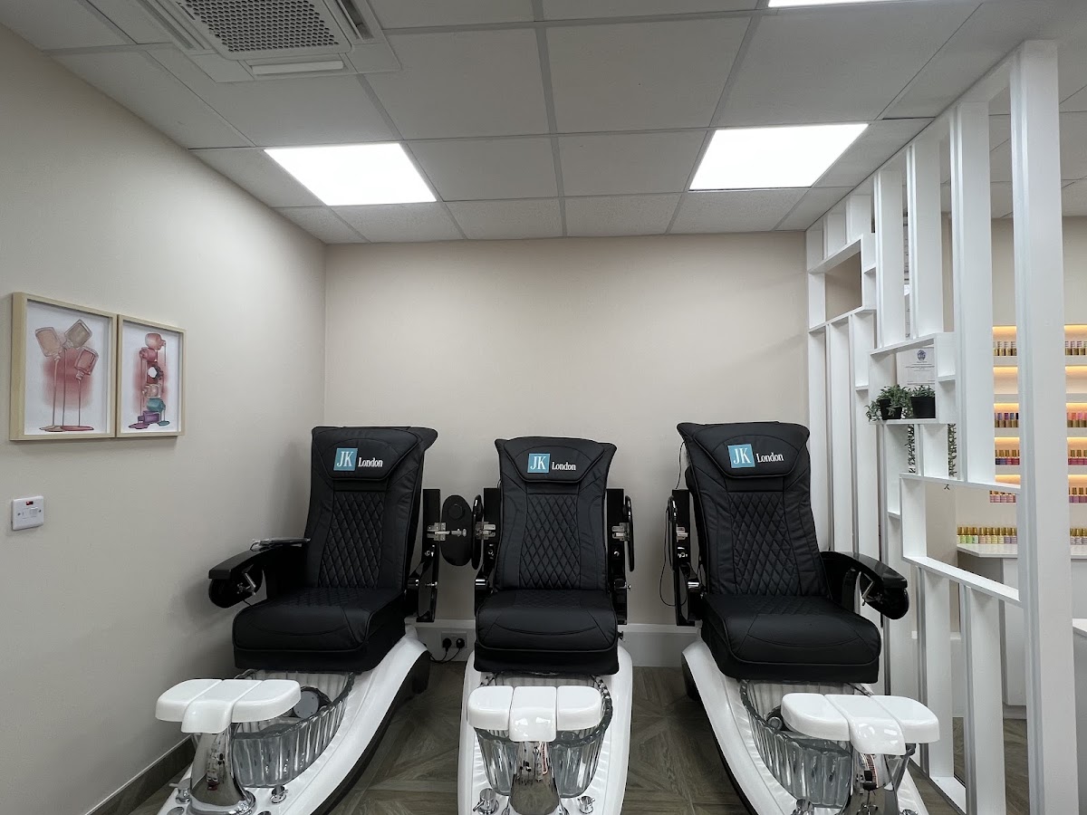Five star nails Botley