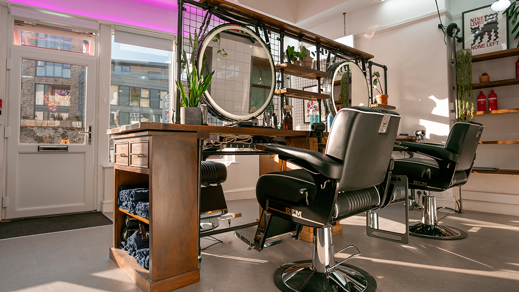Rythm Barbering Studio