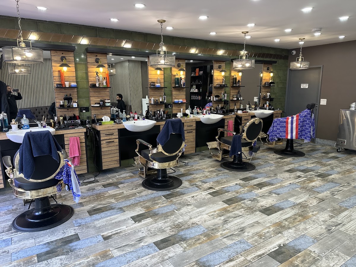Cousinz barber