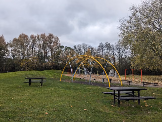 Gurnard Road Park
