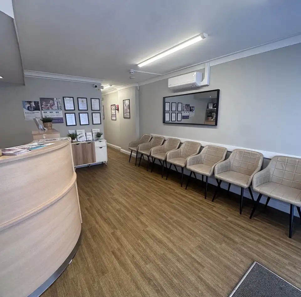 Perfect Smile - Dentist in Cosham