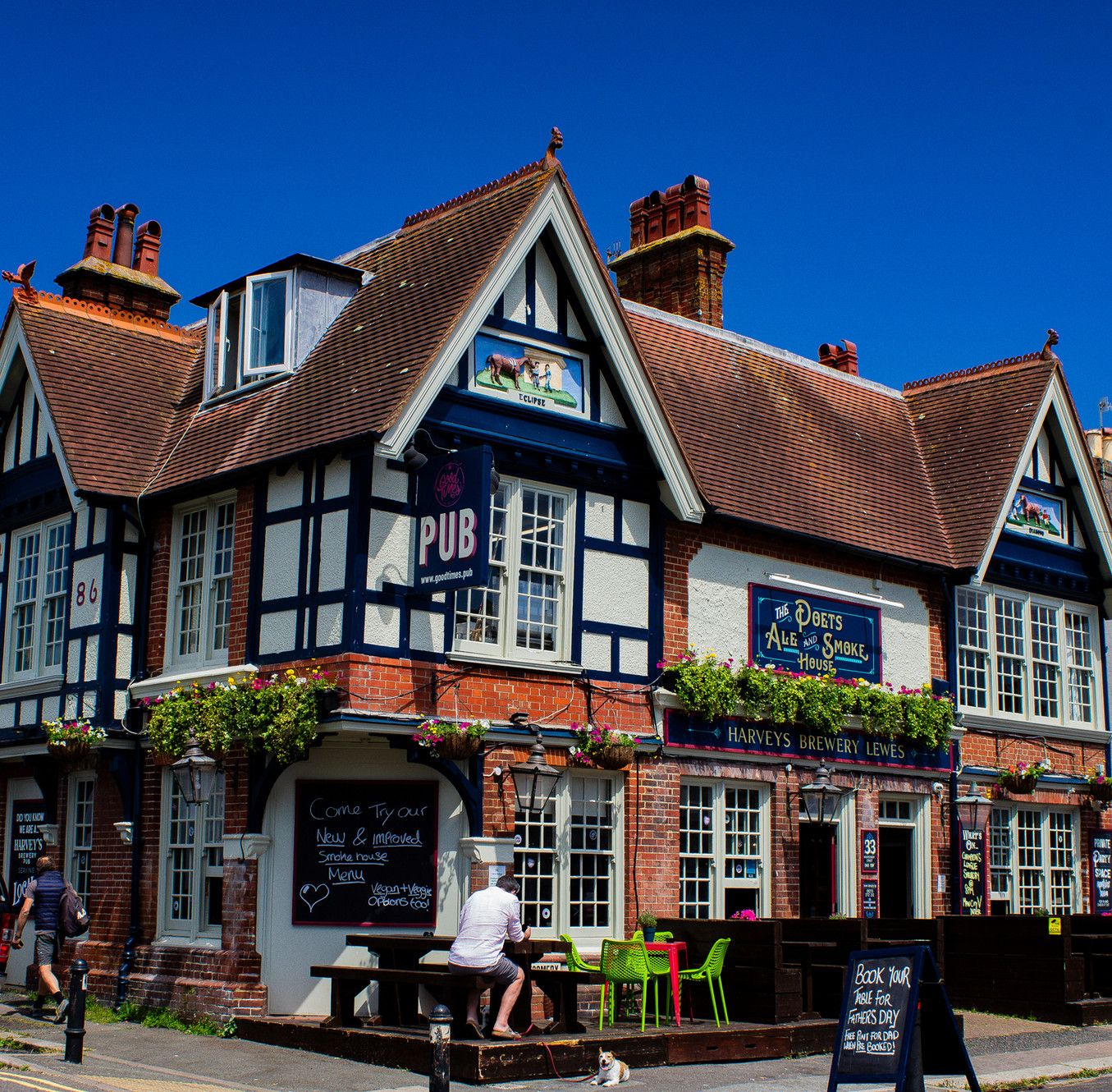 The Poets Ale and Smokehouse
