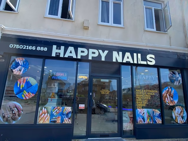 Happy Nails