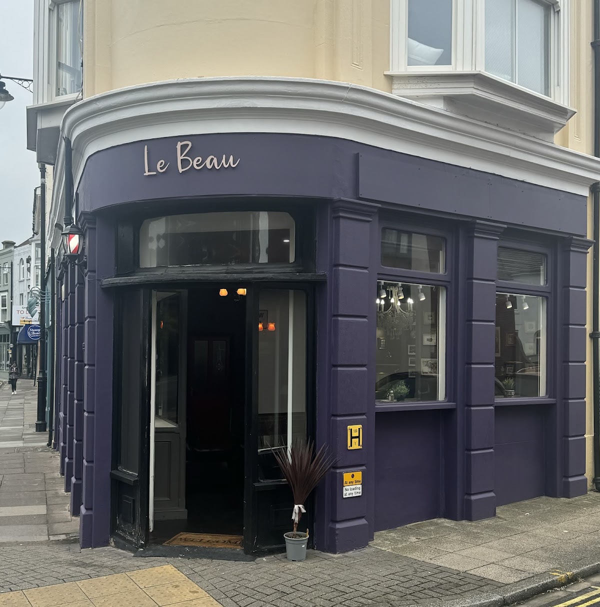 Le Beau Barbers