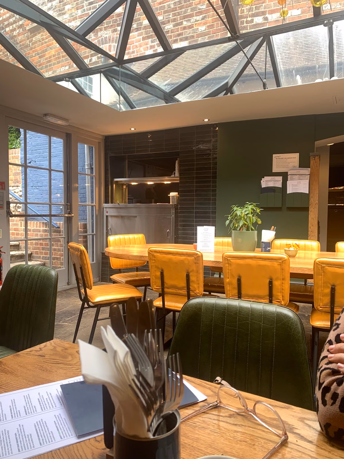 Jonny's Arundel