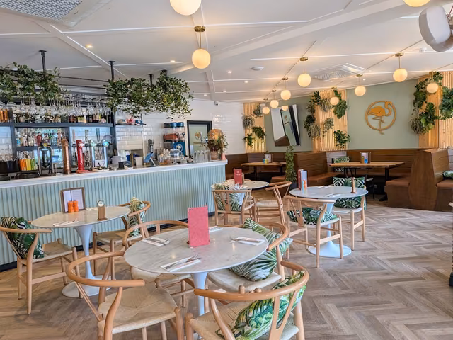 Flamingo Café Bar - Boscombe Spa