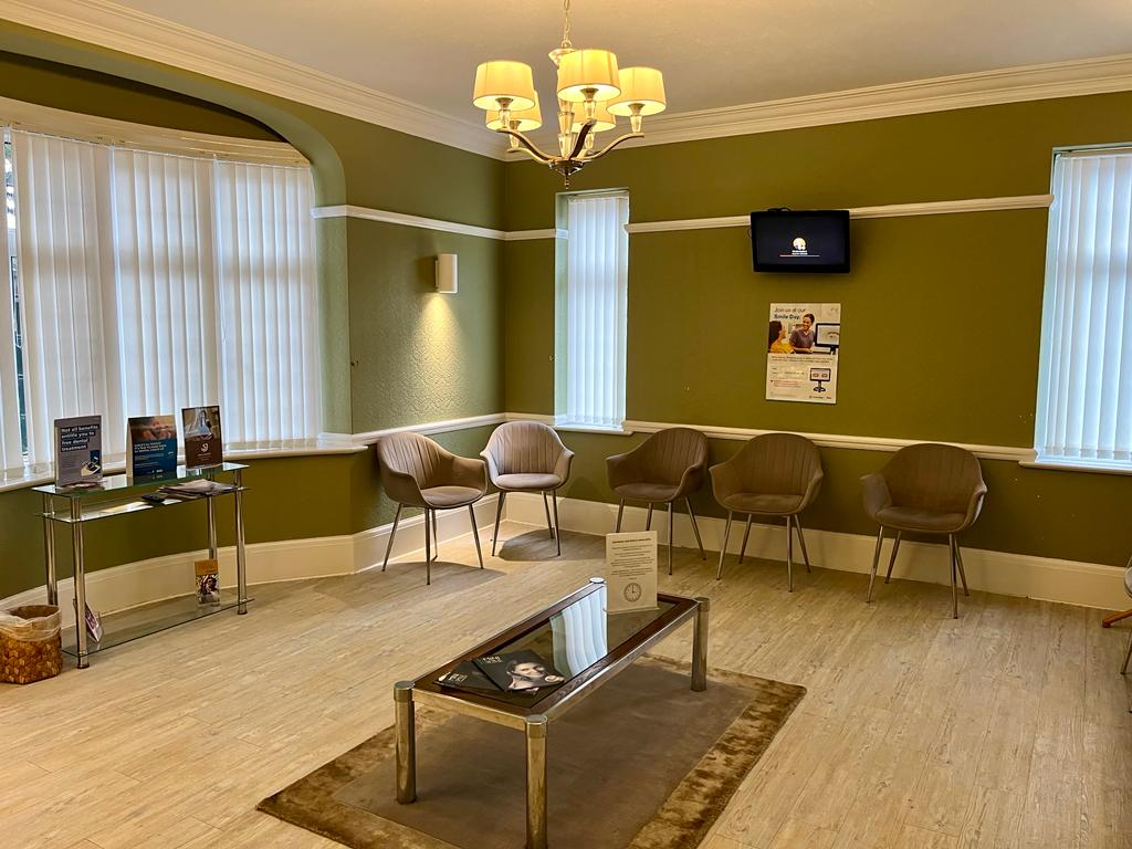 Holmoak Dental Practice & Chiropractic Clinic
