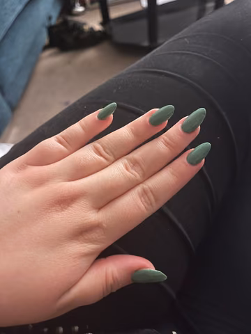 Nailz - Hair & Beauty Salon