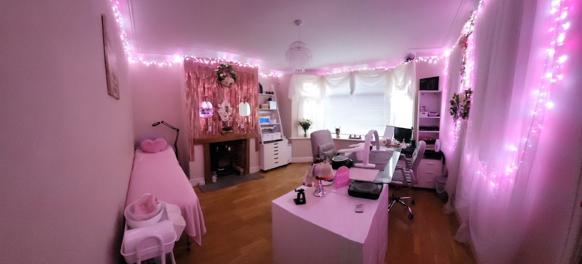 The Nail bar Southampton