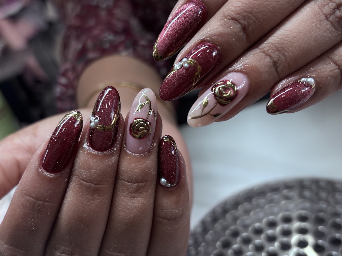 27 Nail Bar