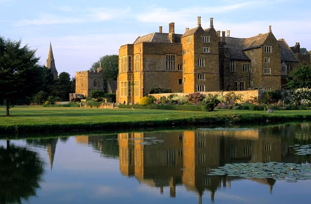 Broughton Castle