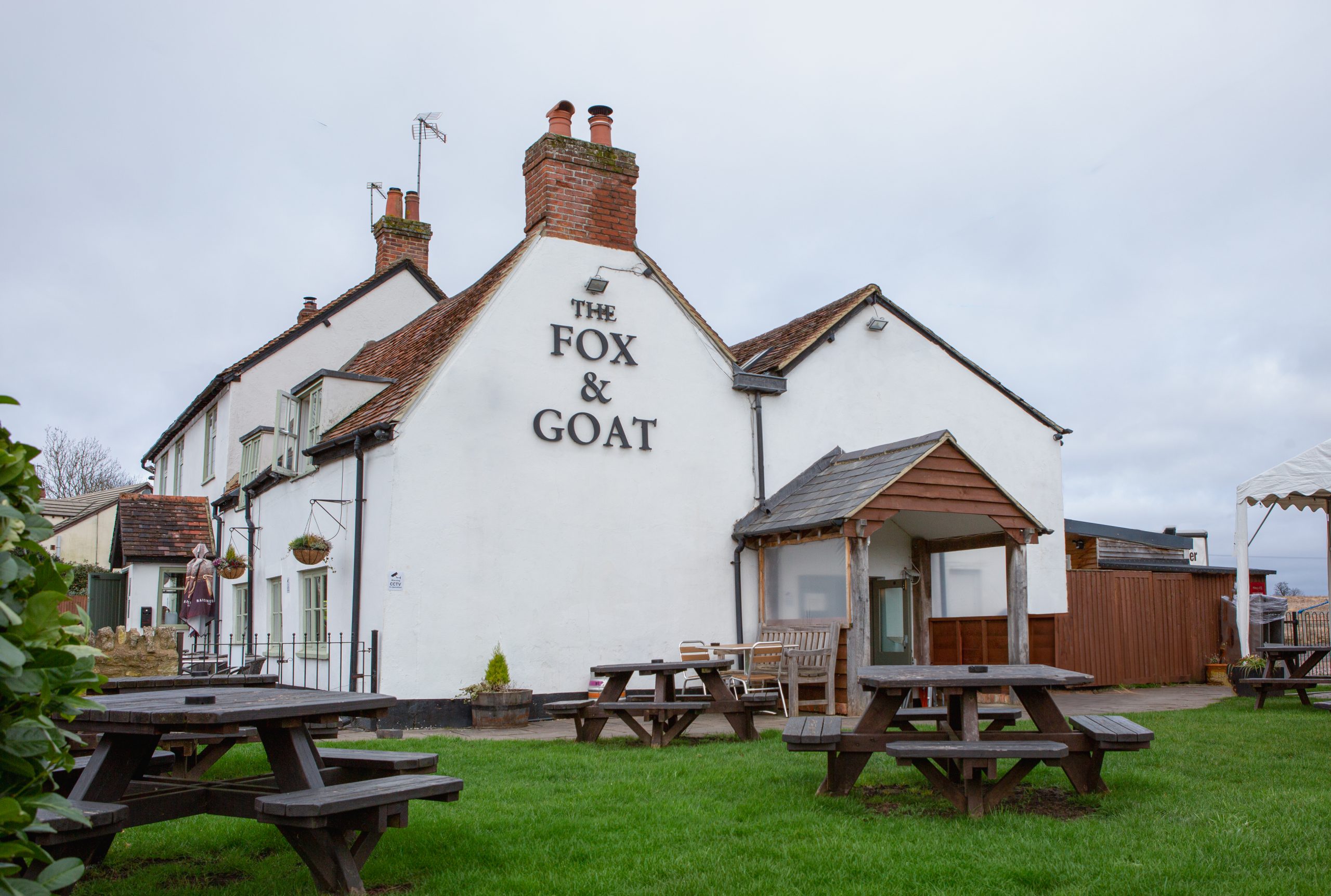 The Fox & Goat - Tiddington Bar Restaurant and Rooms