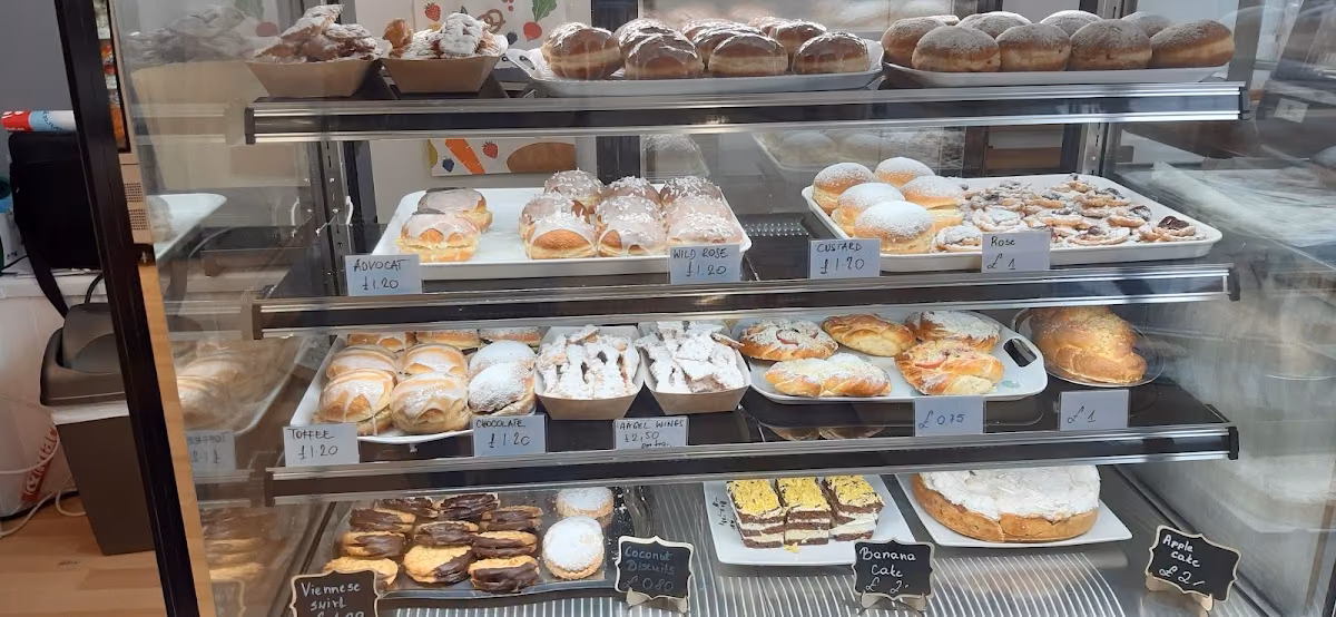 Deli-Cious Delicatessen & Artisan Bakery