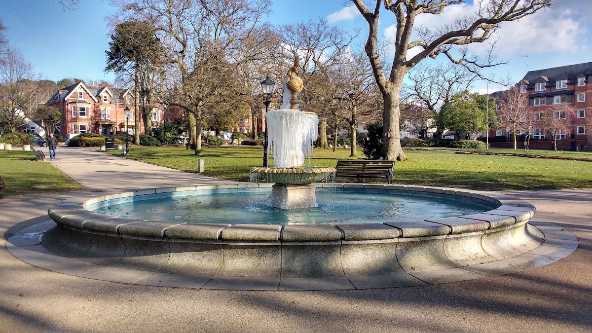 Ashley Cross Green